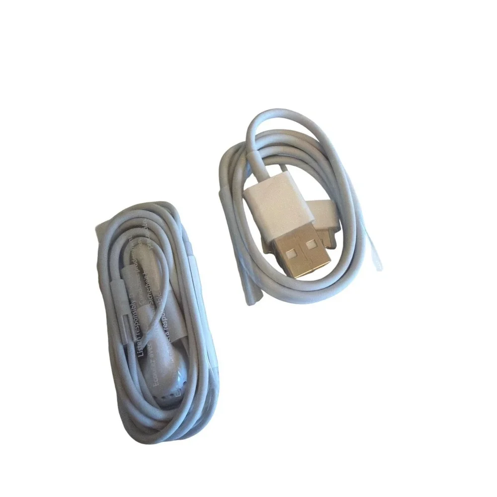 NEW Apple Charger Bundle: USB Wall Adapter Lightning Cable Wired Earbuds